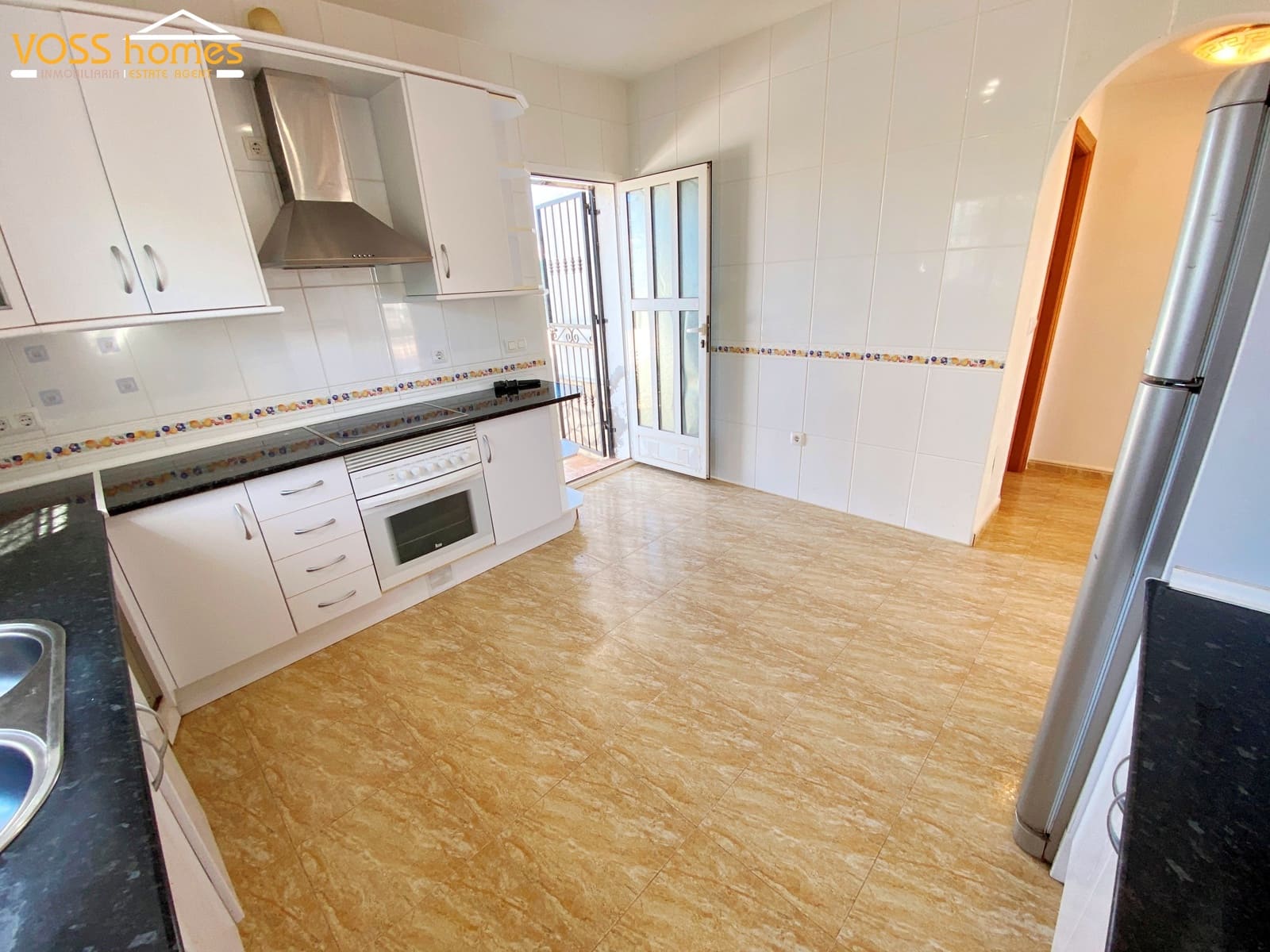 Chalet de 3 habitaciones en Zurgena en venta con garaje - 194.950 € (Ref: 10174781)