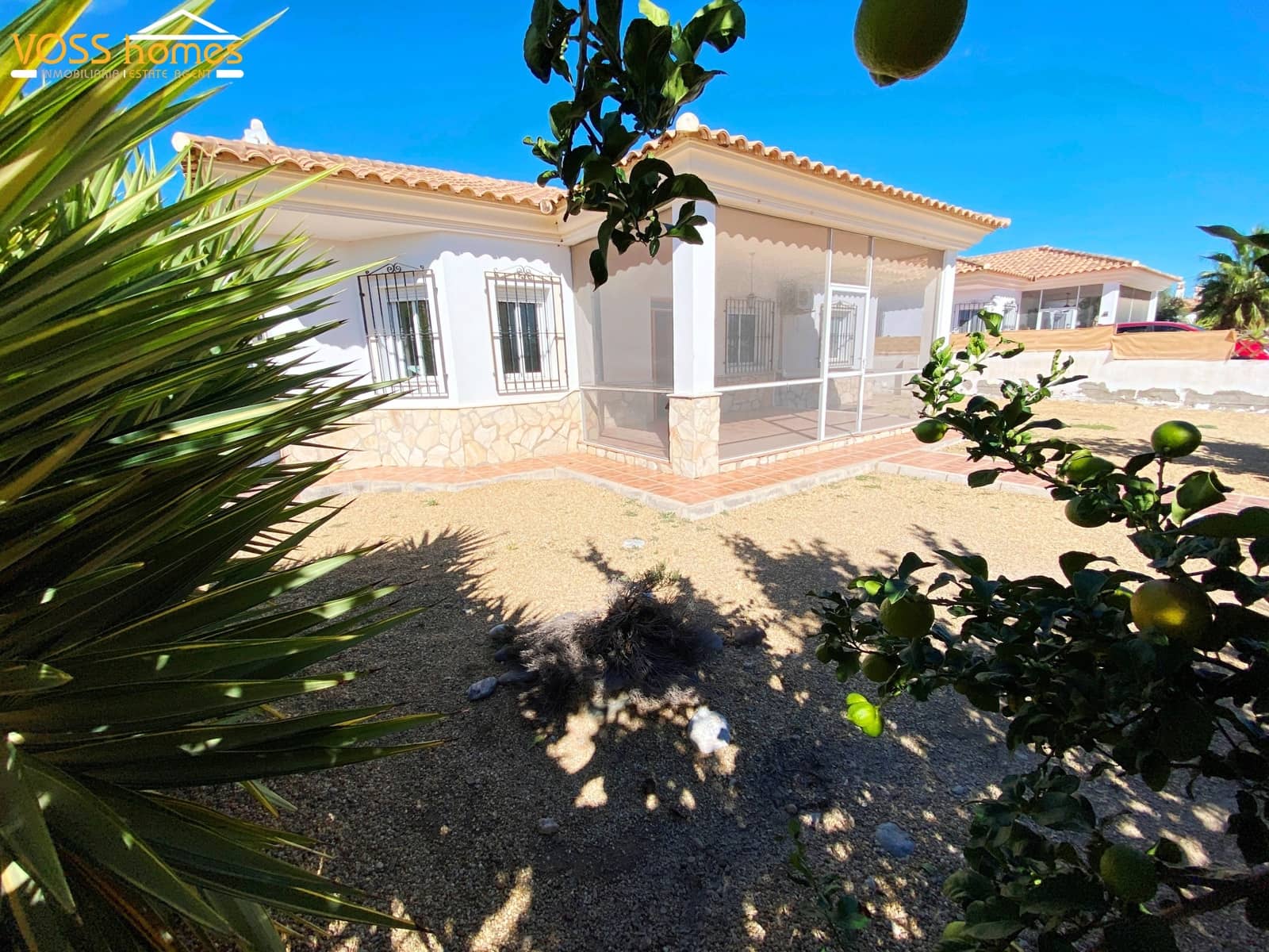 Chalet de 3 habitaciones en Zurgena en venta con garaje - 194.950 € (Ref: 10174781)