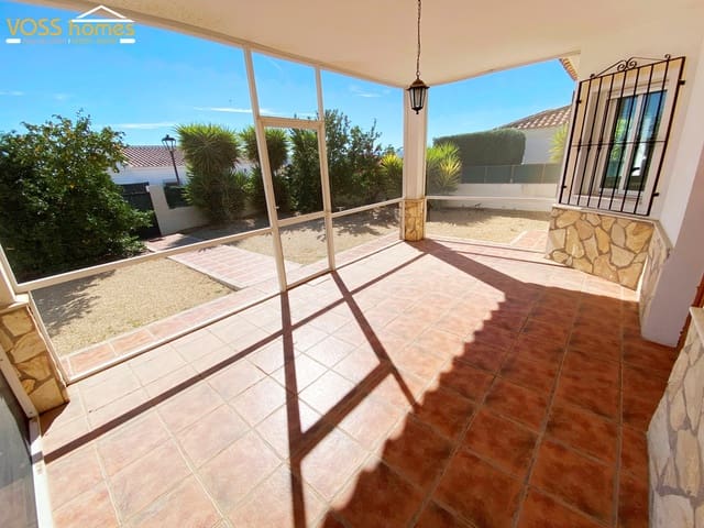 Chalet de 3 habitaciones en Zurgena en venta con garaje - 194.950 € (Ref: 10174781)