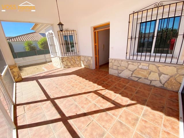 Chalet de 3 habitaciones en Zurgena en venta con garaje - 194.950 € (Ref: 10174781)