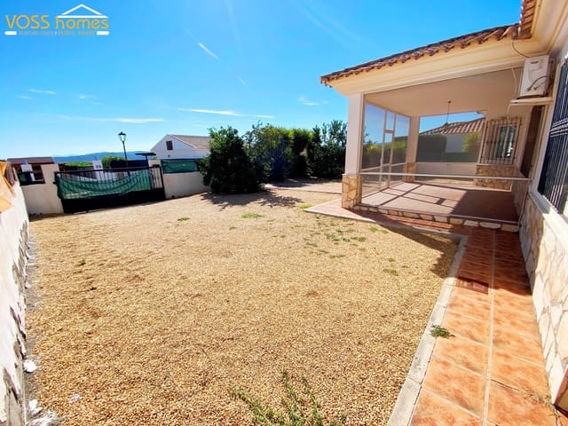 Chalet de 3 habitaciones en Zurgena en venta con garaje - 194.950 € (Ref: 10174781)