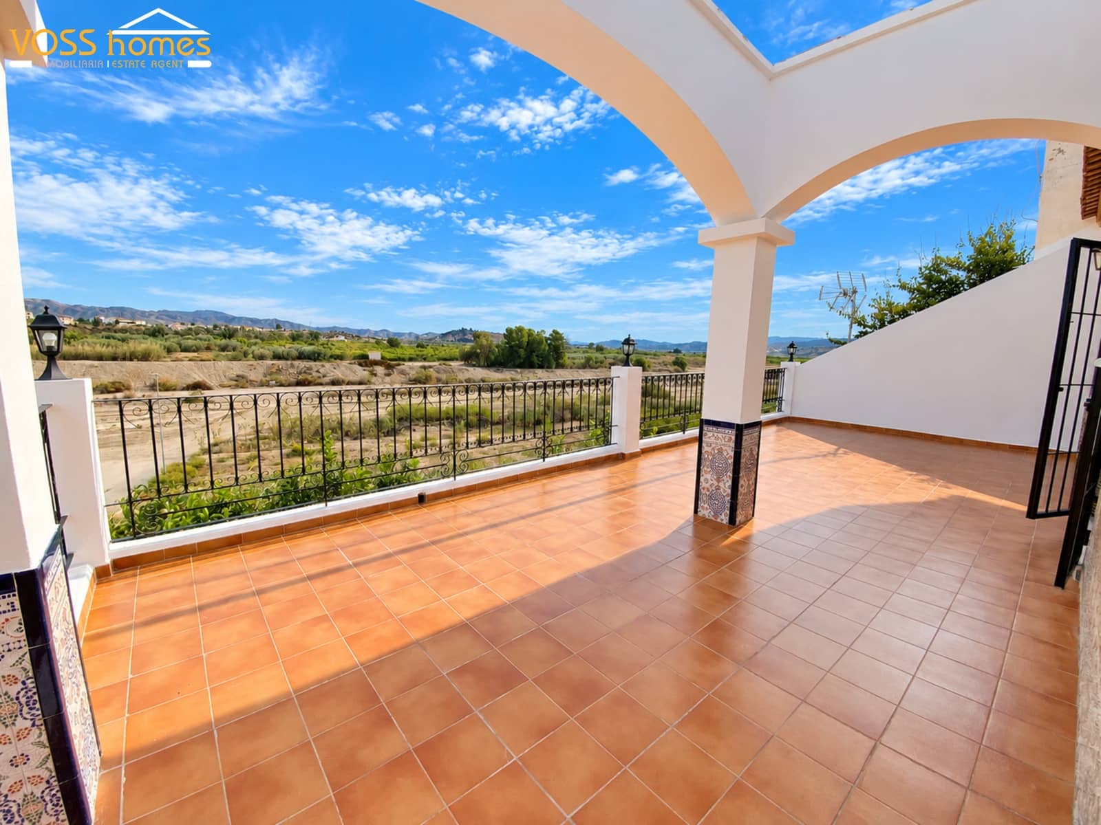 3 bedroom Villa for sale in Cantoria with garage - € 269,950 (Ref: 10182202)