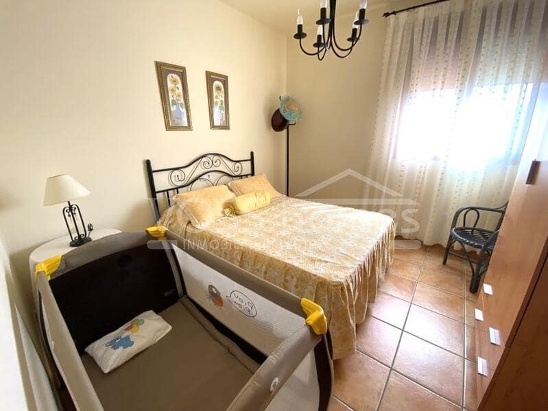 4 soveværelse Villa til salg i Huercal-Overa med swimmingpool - € 184.950 (Ref: 5349490)