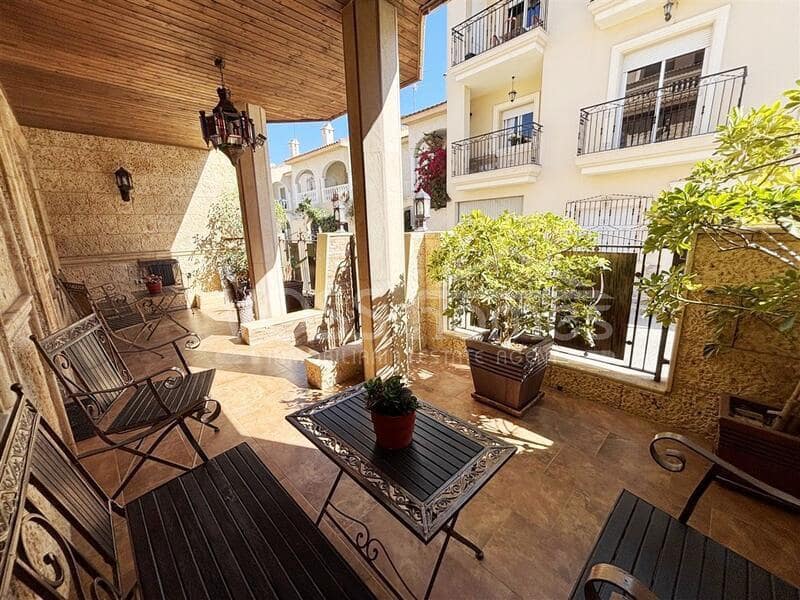 7 soverom Villa til salgs i Huercal-Overa - € 415 000 (Ref: 5349614)