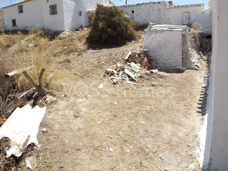 4 soveværelse Finca/Landehus til salg i Huercal-Overa - € 59.950 (Ref: 5349705)