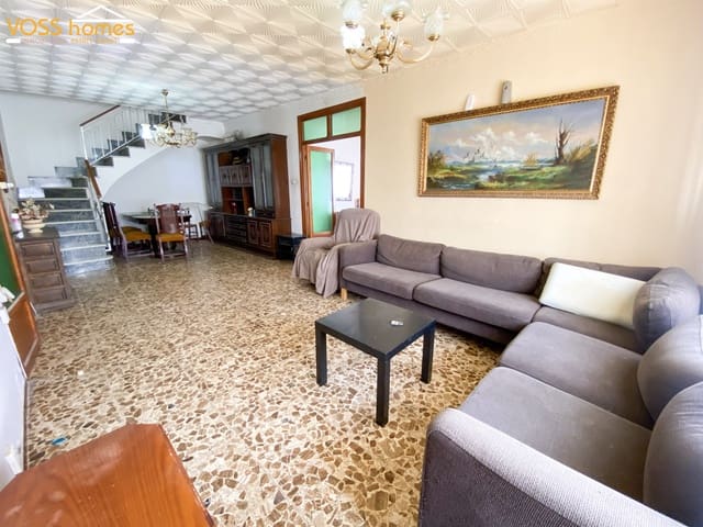 6 bedroom Townhouse for sale in Zurgena with garage - € 97,950 (Ref: 5349762)
