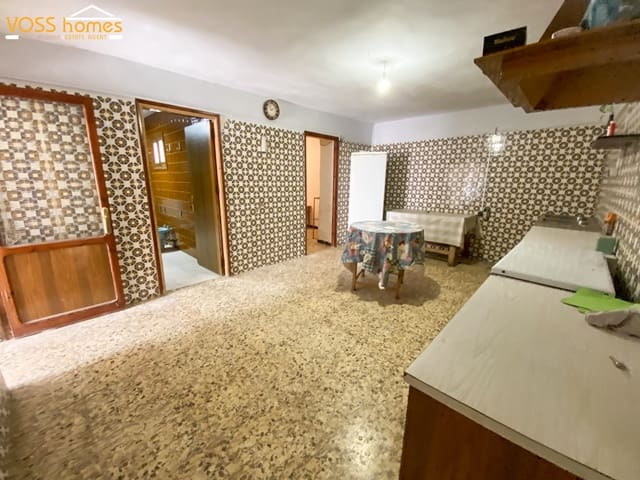 6 bedroom Townhouse for sale in Zurgena with garage - € 97,950 (Ref: 5349762)