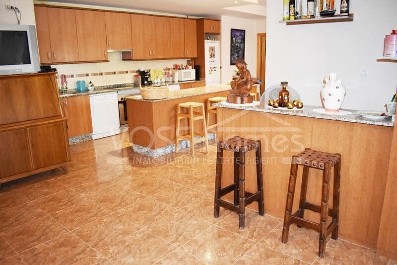 4 slaapkamer Finca/Landhuis te koop in Huercal-Overa met zwembad - € 279.950 (Ref: 5481311)