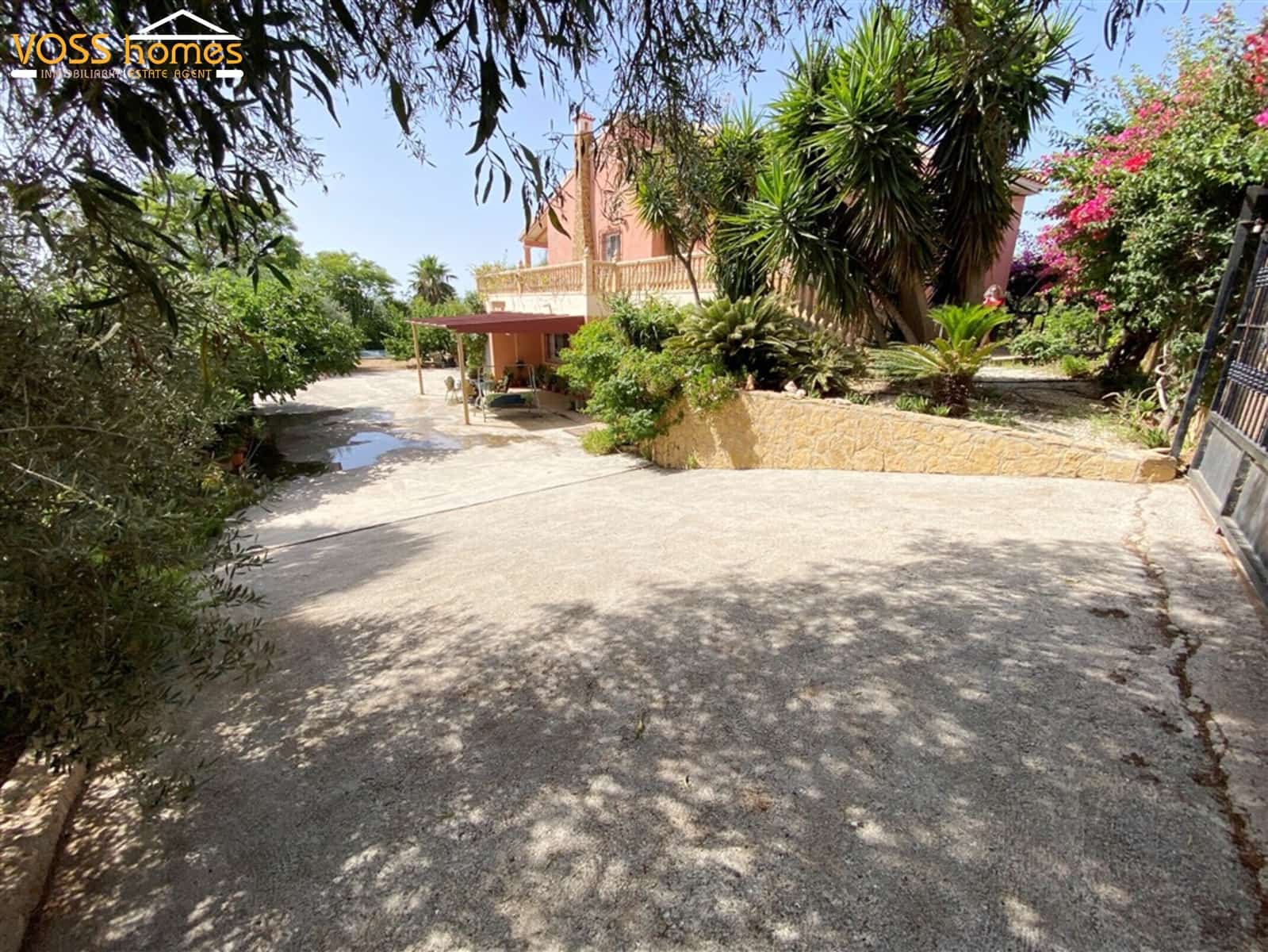 4 soveværelse Villa til salg i Huercal-Overa med swimmingpool garage - € 278.950 (Ref: 5481311)