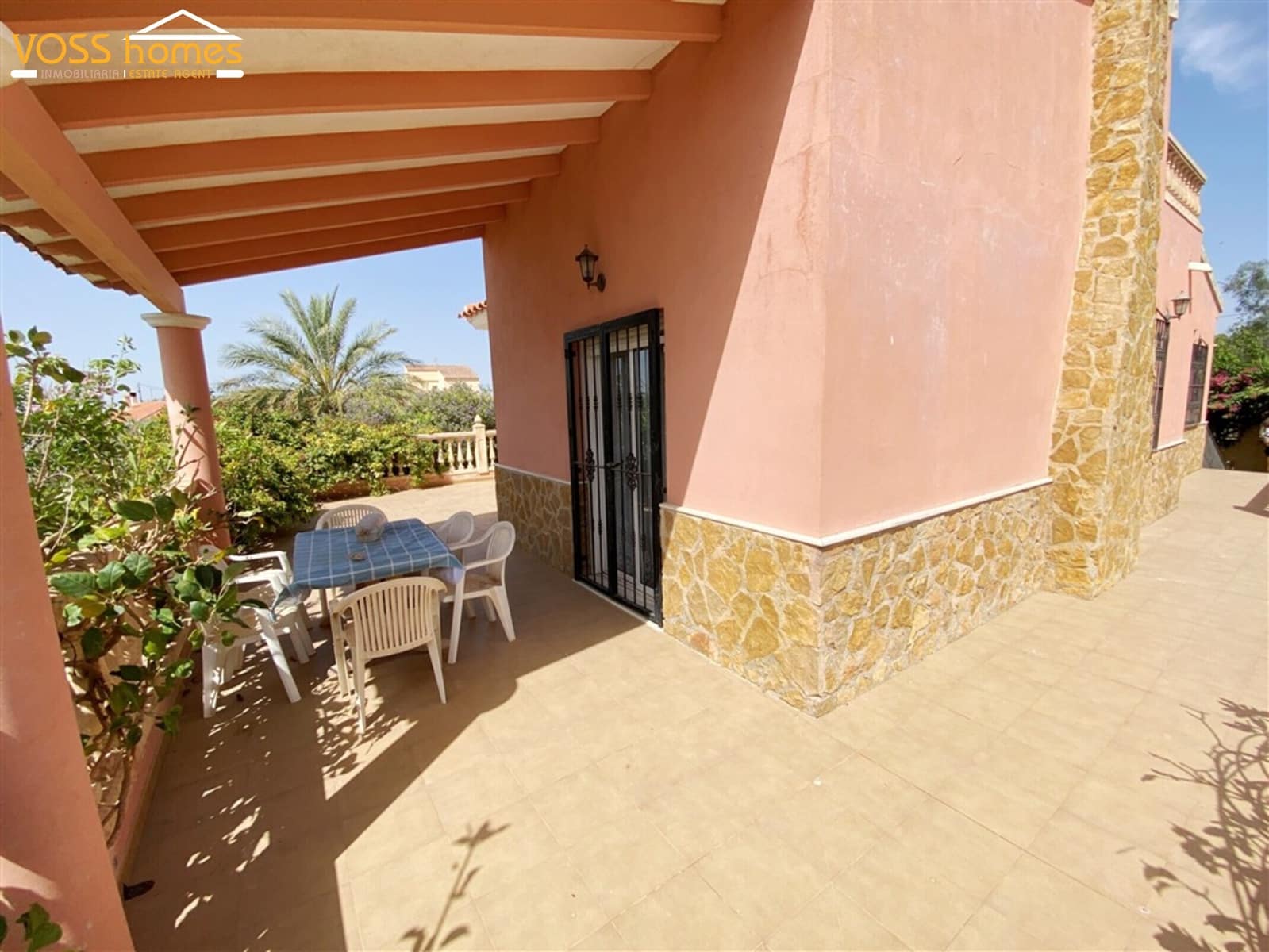 4 soveværelse Villa til salg i Huercal-Overa med swimmingpool garage - € 278.950 (Ref: 5481311)