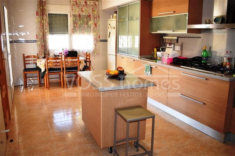 3 soveværelse Villa til salg i Huercal-Overa med swimmingpool - € 270.000 (Ref: 5708402)