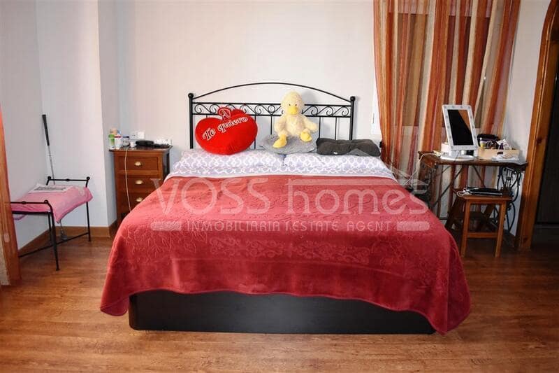 3 soveværelse Villa til salg i Huercal-Overa med swimmingpool - € 270.000 (Ref: 5708402)