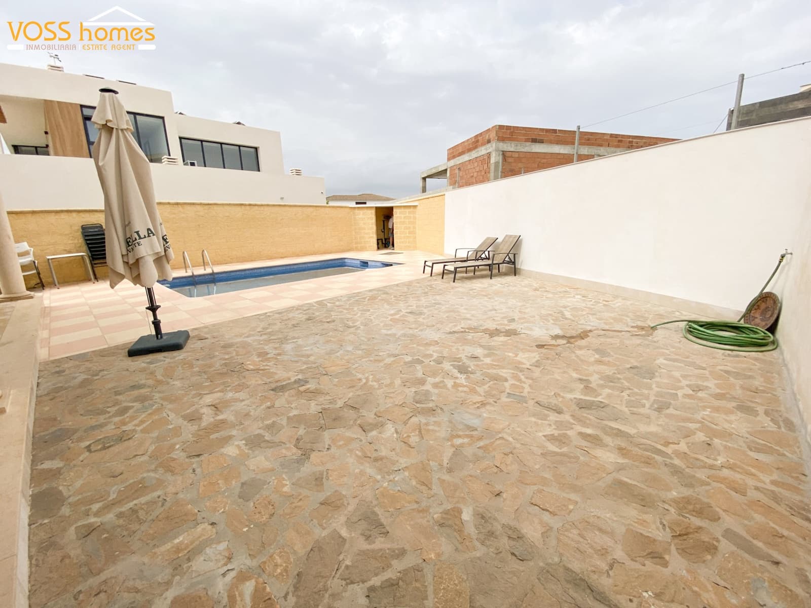 3 Zimmer Villa zu verkaufen in Huercal-Overa mit Pool Garage - 270.000 € (Ref: 5708402)