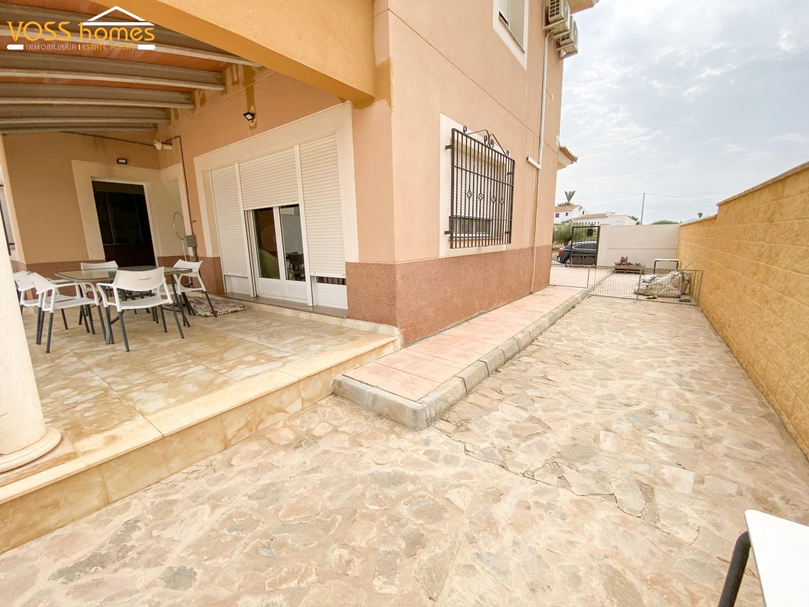 3 Zimmer Villa zu verkaufen in Huercal-Overa mit Pool Garage - 270.000 € (Ref: 5708402)