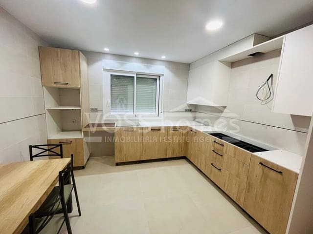 5 bedroom Villa for sale in Puerto Lumbreras with pool - € 340,000 (Ref: 7687652)