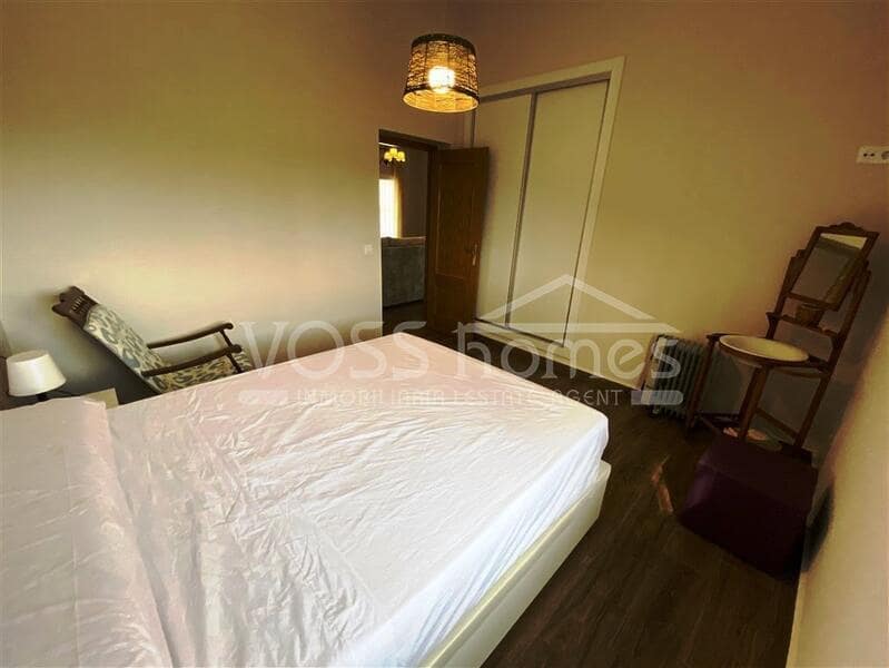 4 bedroom Finca/Country House for rent in Huercal-Overa - € 700 (Ref: 7765074)