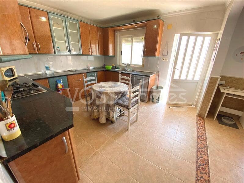 4 soveværelse Finca/Landehus til salg i Huercal-Overa - € 155.000 (Ref: 7884000)