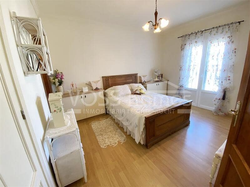 4 bedroom Villa for sale in Zurgena - € 239,925 (Ref: 7899219)