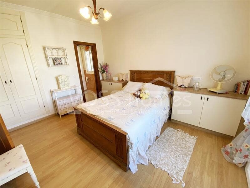 4 bedroom Villa for sale in Zurgena - € 239,925 (Ref: 7899219)