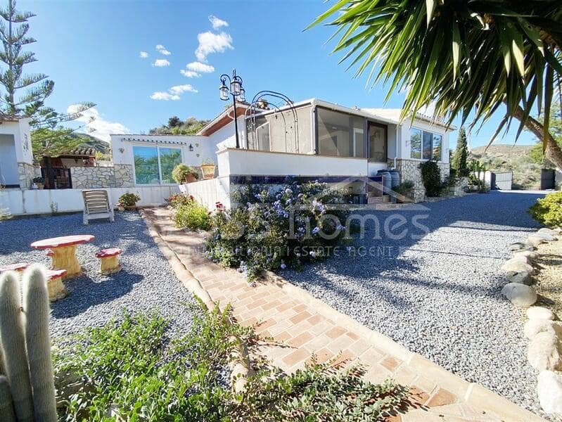 4 bedroom Villa for sale in Zurgena - € 239,925 (Ref: 7899219)