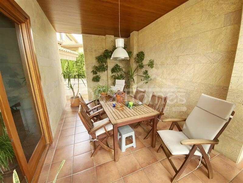 4 soveværelse Villa til salg i Huercal-Overa med swimmingpool - € 799.950 (Ref: 7927743)