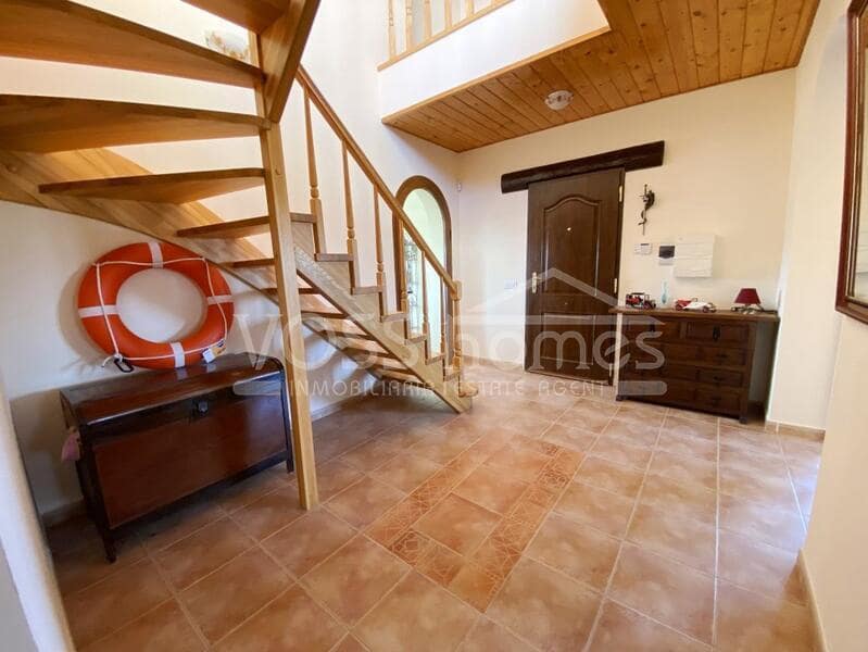 3 bedroom Villa for sale in Zurgena with pool - € 299,000 (Ref: 8096989)