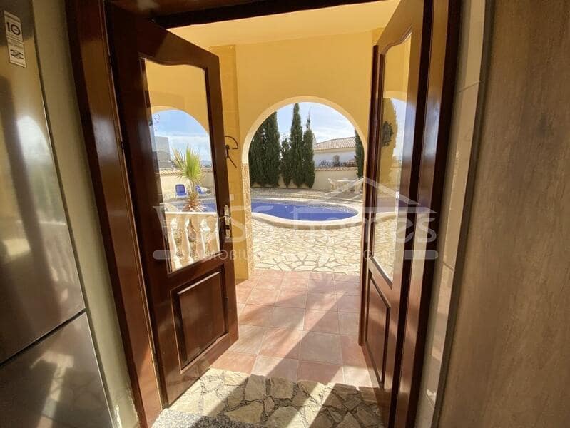 3 bedroom Villa for sale in Zurgena with pool - € 299,000 (Ref: 8096989)