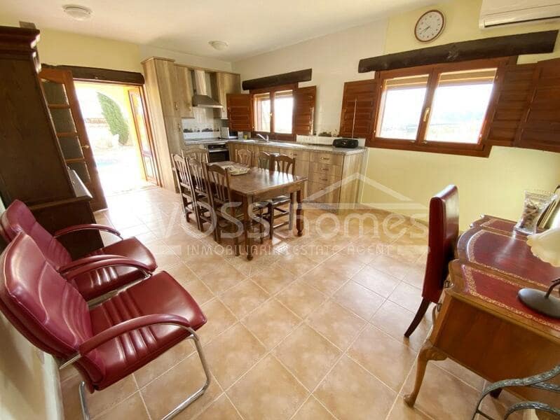 3 bedroom Villa for sale in Zurgena with pool - € 299,000 (Ref: 8096989)