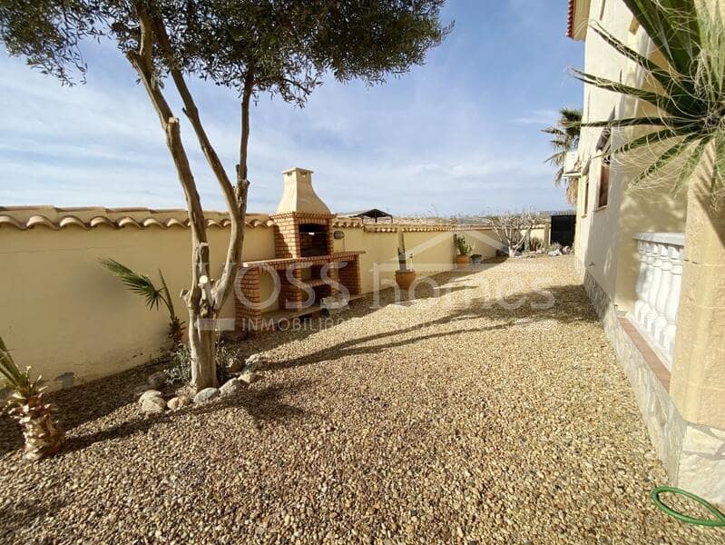 3 bedroom Villa for sale in Zurgena with pool - € 299,000 (Ref: 8096989)