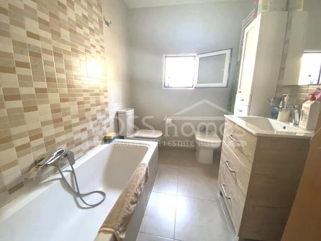 3 slaapkamer Finca/Landhuis te koop in Los Cabreras, Vélez-Rubio - € 80.000 (Ref: 8195634)