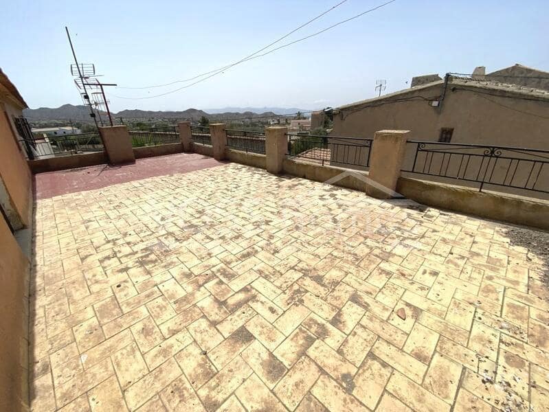 6 soveværelse Byhus til salg i Huercal-Overa - € 97.000 (Ref: 8425398)