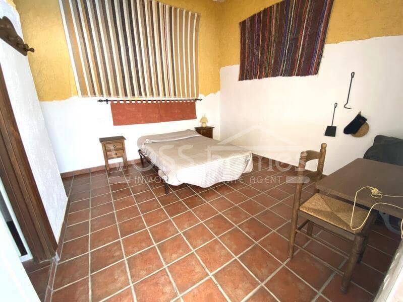 6 soveværelse Finca/Landehus til salg i Taberno med swimmingpool - € 199.950 (Ref: 8465505)