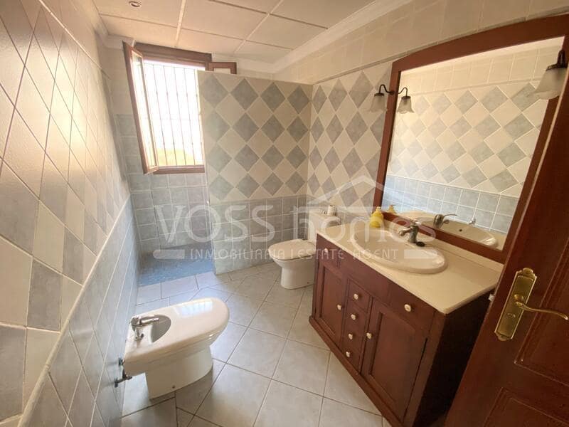 4 soveværelse Villa til salg i Huercal-Overa - € 219.000 (Ref: 8486841)