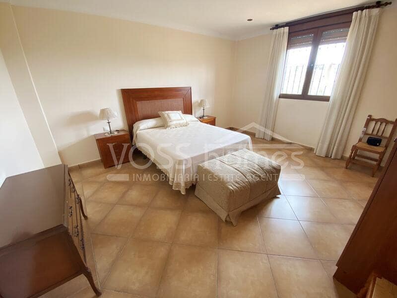 4 soveværelse Villa til salg i Huercal-Overa - € 219.000 (Ref: 8486841)