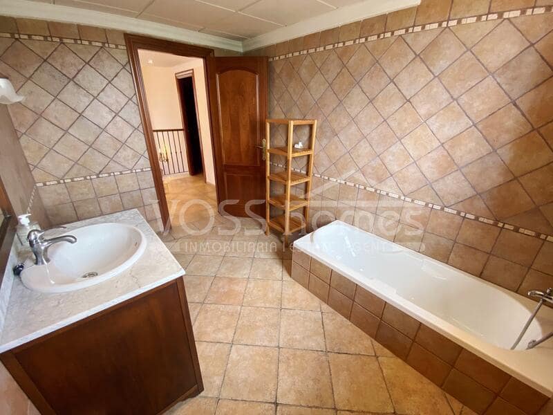 4 soveværelse Villa til salg i Huercal-Overa - € 219.000 (Ref: 8486841)