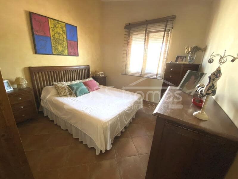 4 soverom Finca/Herregård til salgs i Huercal-Overa - € 199 950 (Ref: 8501037)