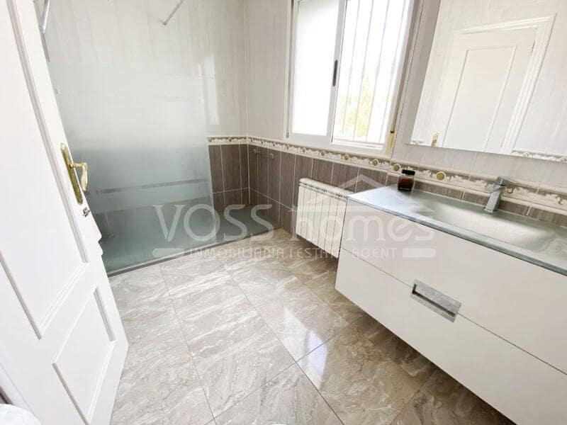 4 soveværelse Villa til salg i Huercal-Overa med swimmingpool - € 405.000 (Ref: 8530686)