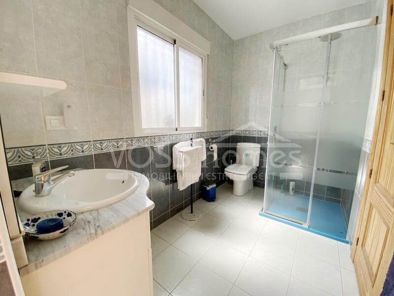 4 soveværelse Villa til salg i Huercal-Overa med swimmingpool - € 405.000 (Ref: 8530686)