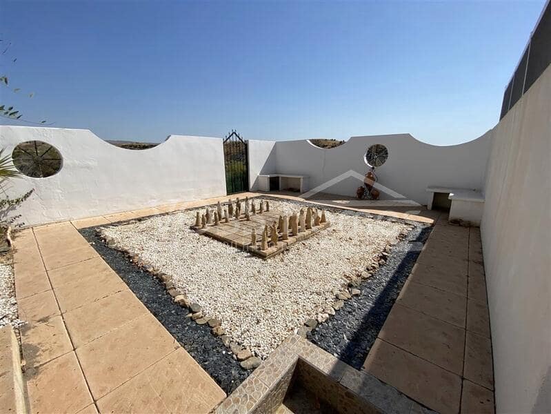 4 soveværelse Villa til salg i Huercal-Overa med swimmingpool - € 405.000 (Ref: 8530686)