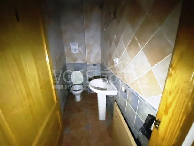 Commercial for rent in Huércal-Overa - € 450 (Ref: 8690074)