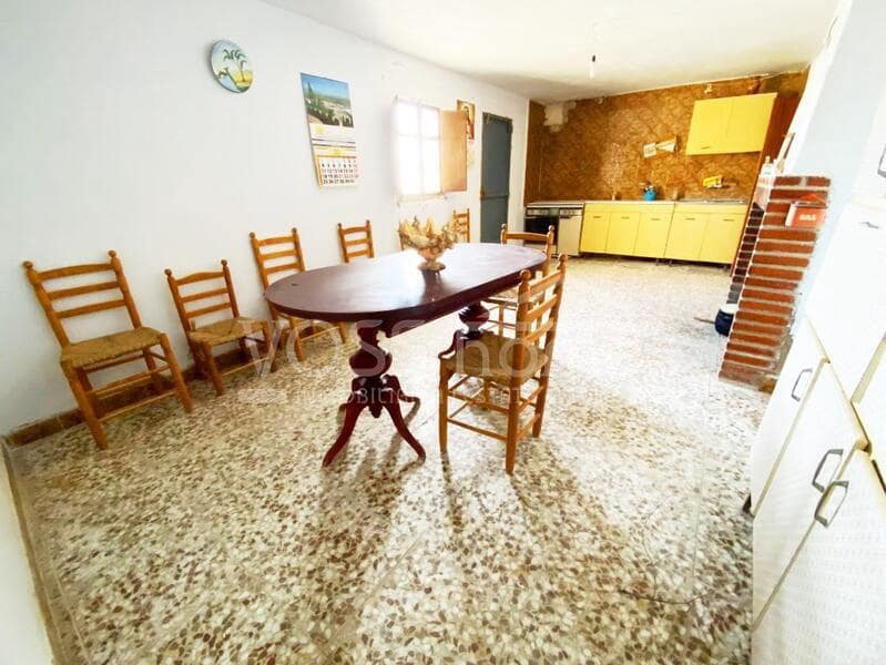 4 soveværelse Finca/Landehus til salg i Huercal-Overa - € 109.000 (Ref: 8692082)