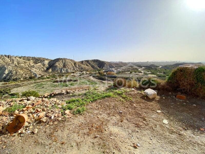 4 soveværelse Finca/Landehus til salg i Huercal-Overa - € 109.000 (Ref: 8692082)