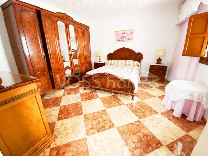 5 soveværelse Byhus til salg i Huercal-Overa - € 99.950 (Ref: 8702976)