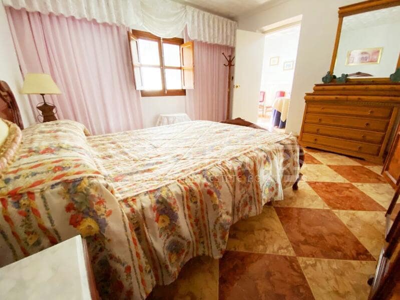 5 soveværelse Byhus til salg i Huercal-Overa - € 99.950 (Ref: 8702976)