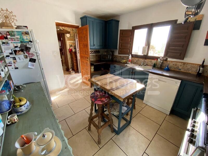 5 soveværelse Finca/Landehus til salg i Huercal-Overa - € 179.950 (Ref: 8751548)