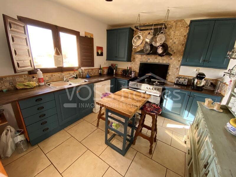 5 soveværelse Finca/Landehus til salg i Huercal-Overa - € 179.950 (Ref: 8751548)