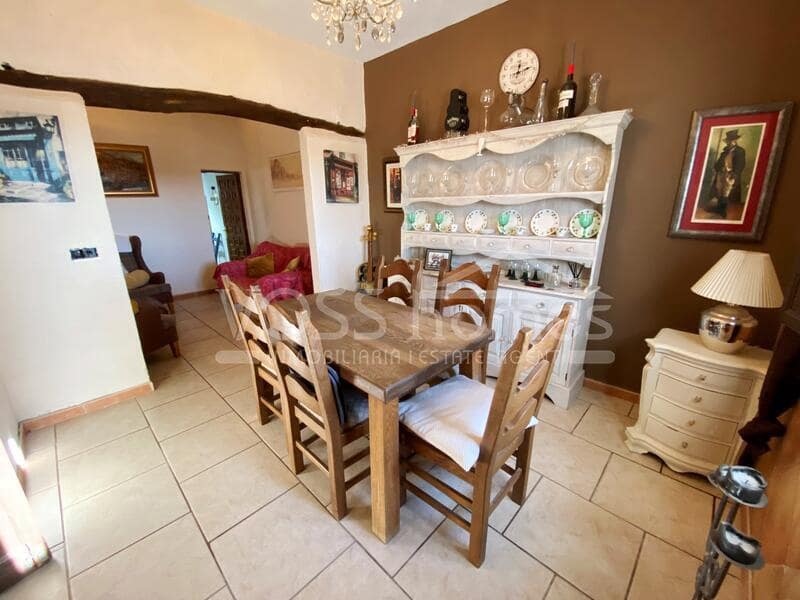 5 soveværelse Finca/Landehus til salg i Huercal-Overa - € 179.950 (Ref: 8751548)