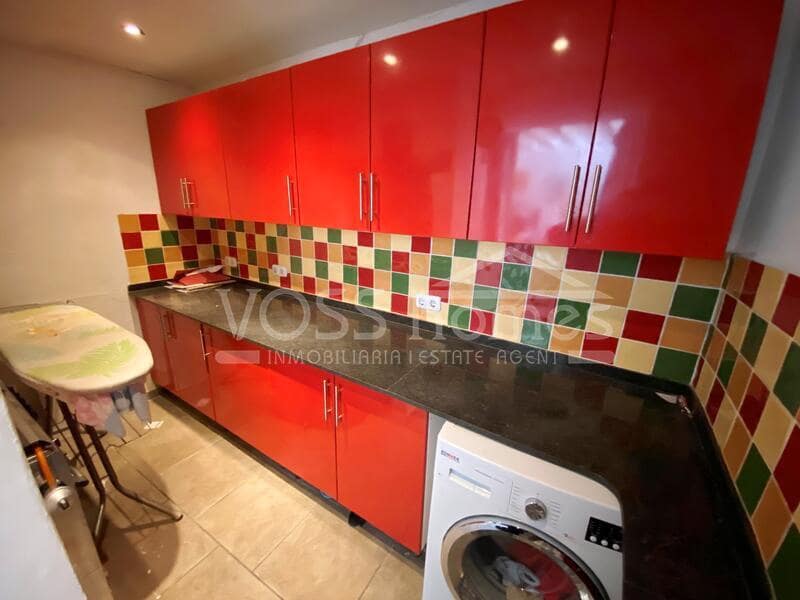 5 soveværelse Finca/Landehus til salg i Huercal-Overa - € 179.950 (Ref: 8751548)