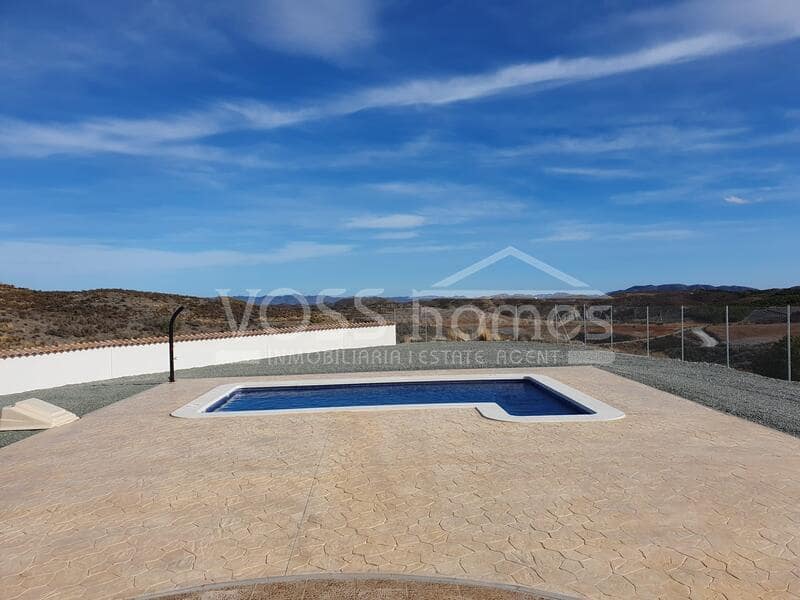 5 soveværelse Villa til salg i Puerto Lumbreras med swimmingpool - € 289.000 (Ref: 8772565)