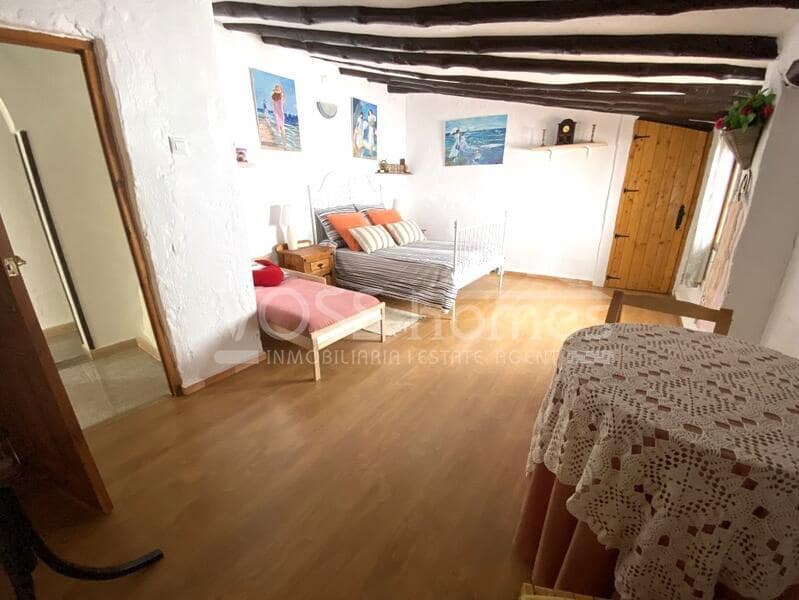 6 soveværelse Byhus til salg i Huercal-Overa med swimmingpool - € 299.950 (Ref: 8776727)